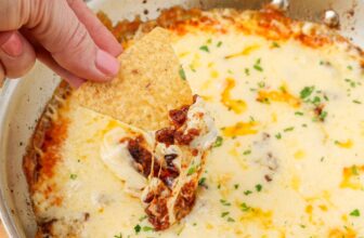 Queso Fundido – Barefeet in t...