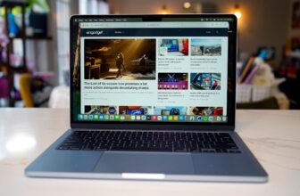 MacBook Air M4 review, Apple delays...