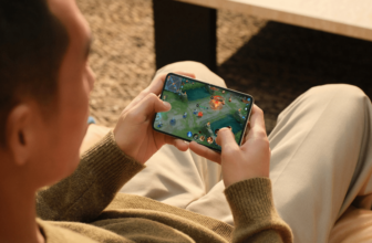 Huawei Pura X: Innovative Clamshell...