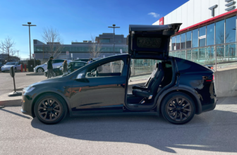 Tesla halts Model S and X sales in ...