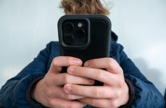 Apple’s iOS 26 requires kids ...