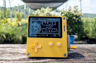 Taria & Como and Black Hole Ha...