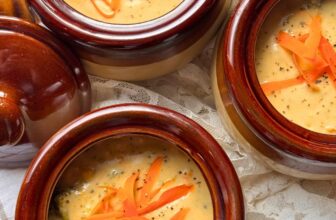 BROCCOLI CHEESE SOUP – The So...