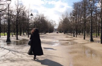 A Walk In The Park – Shirley̵...