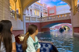 what to do in Vegas with tweens and...